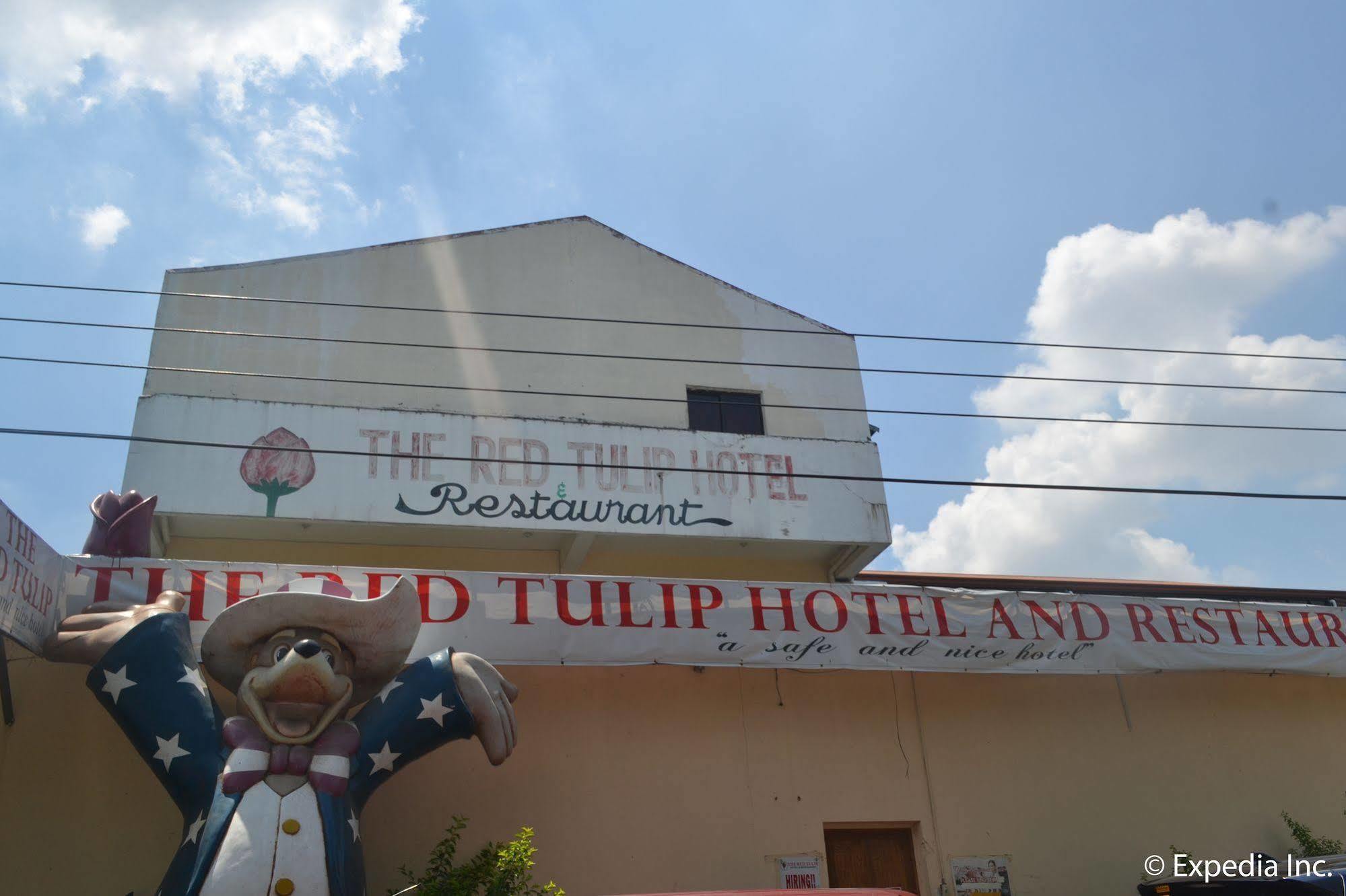 Red Tulip Hotel Angeles Bagian luar foto